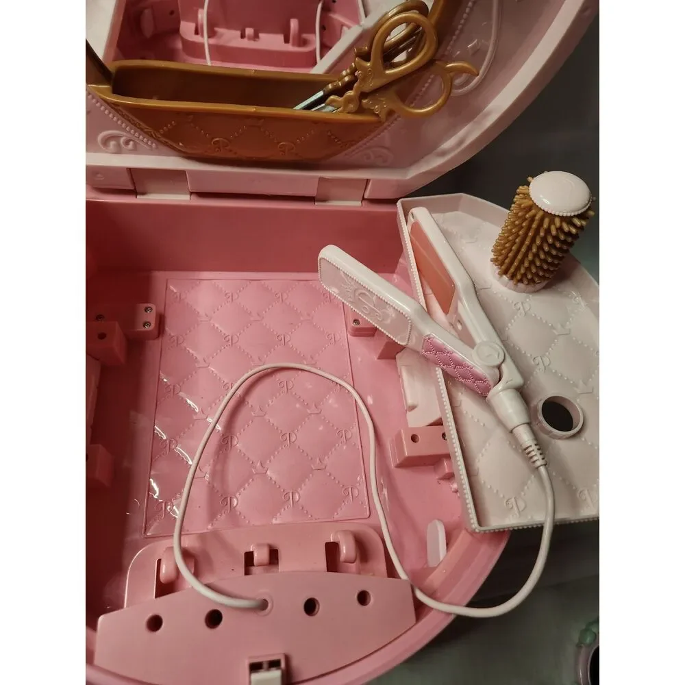 Disney Princess Style Collection Travel Vanity – Kids Pretend Play Set